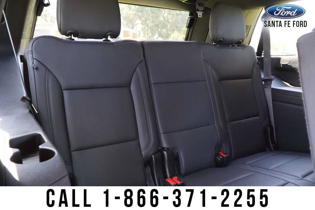 Used 2024 Chevrolet Tahoe LT AWD/4WD image 37