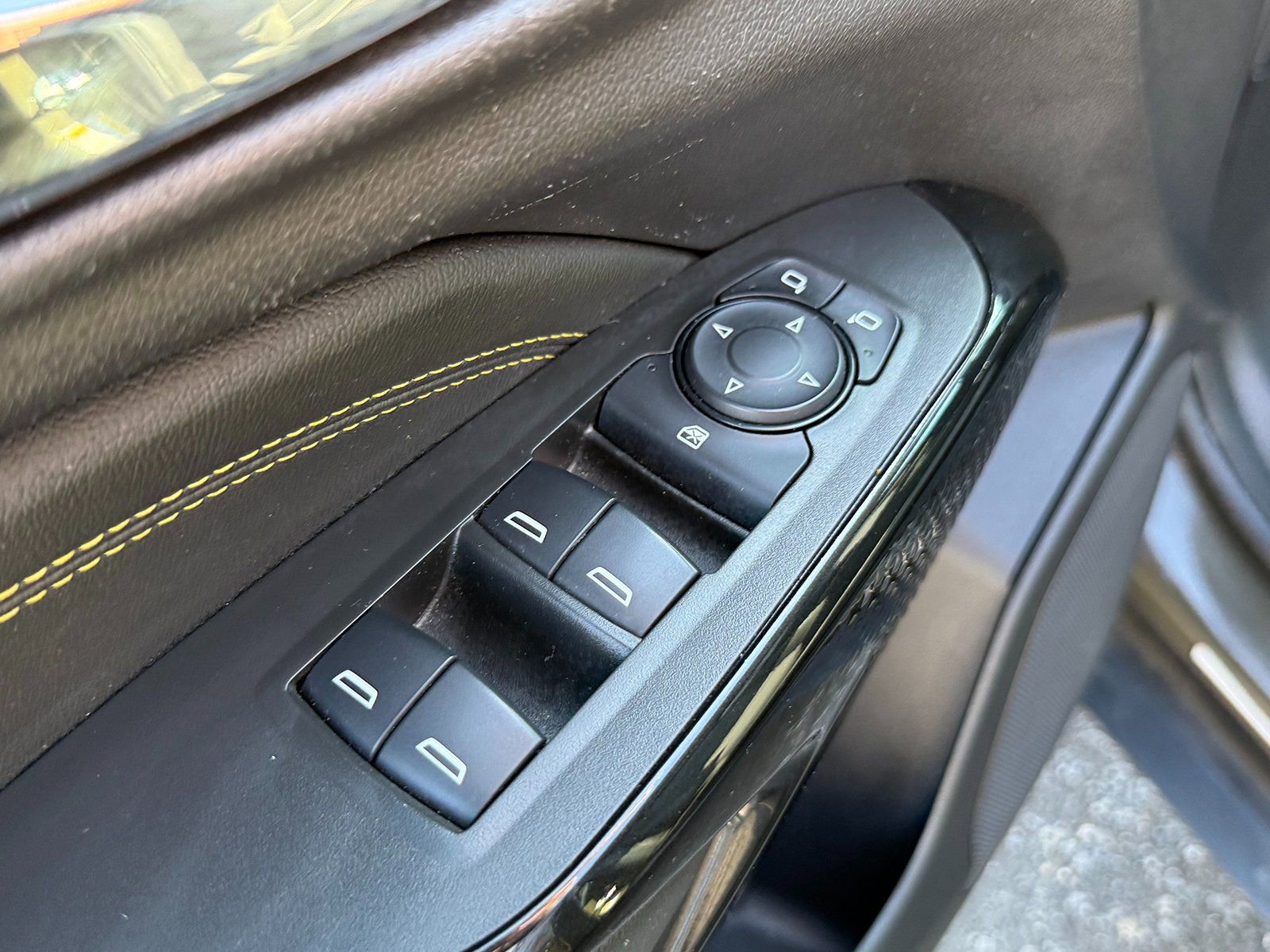 Certified 2024 Chevrolet Trax LT w/ Driver Confidence Package image 14