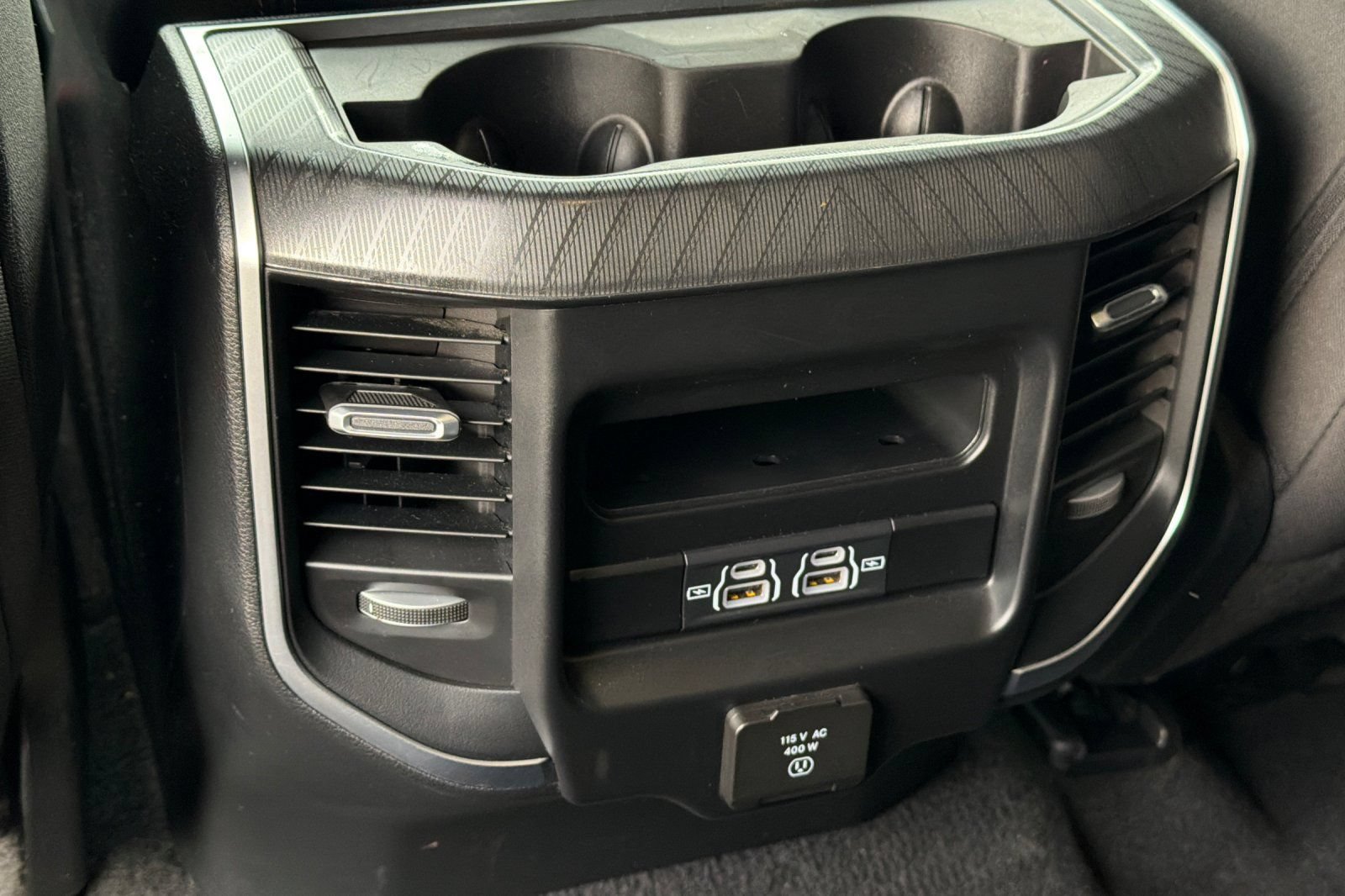 Used 2025 RAM 1500 Big Horn AWD/4WD image 39