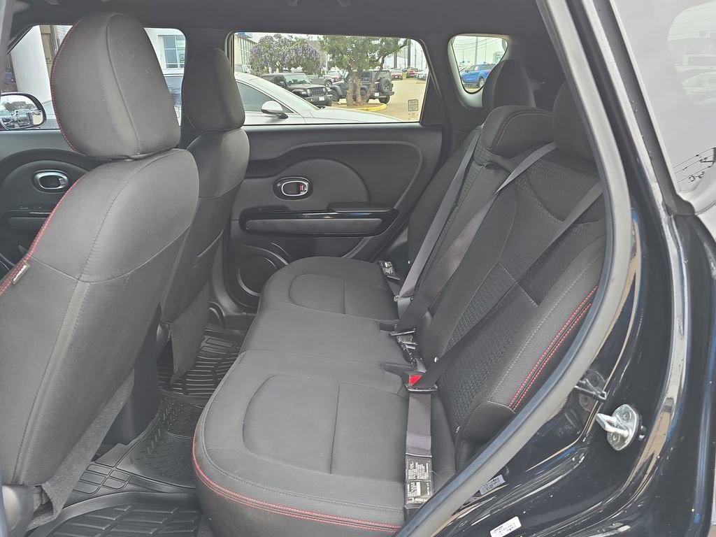 Used 2016 Kia Soul + w/ Tarmac Special Edition image 13