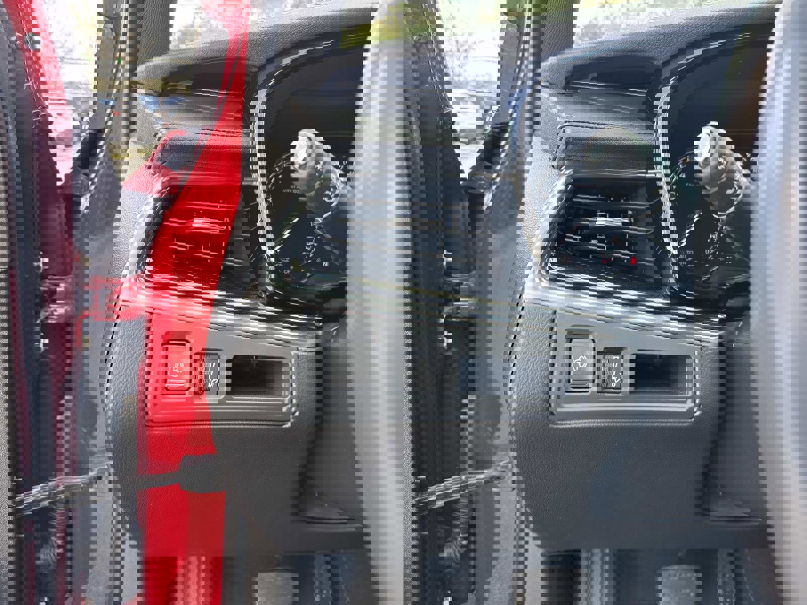 Certified 2023 Cadillac XT6 Luxury image 34