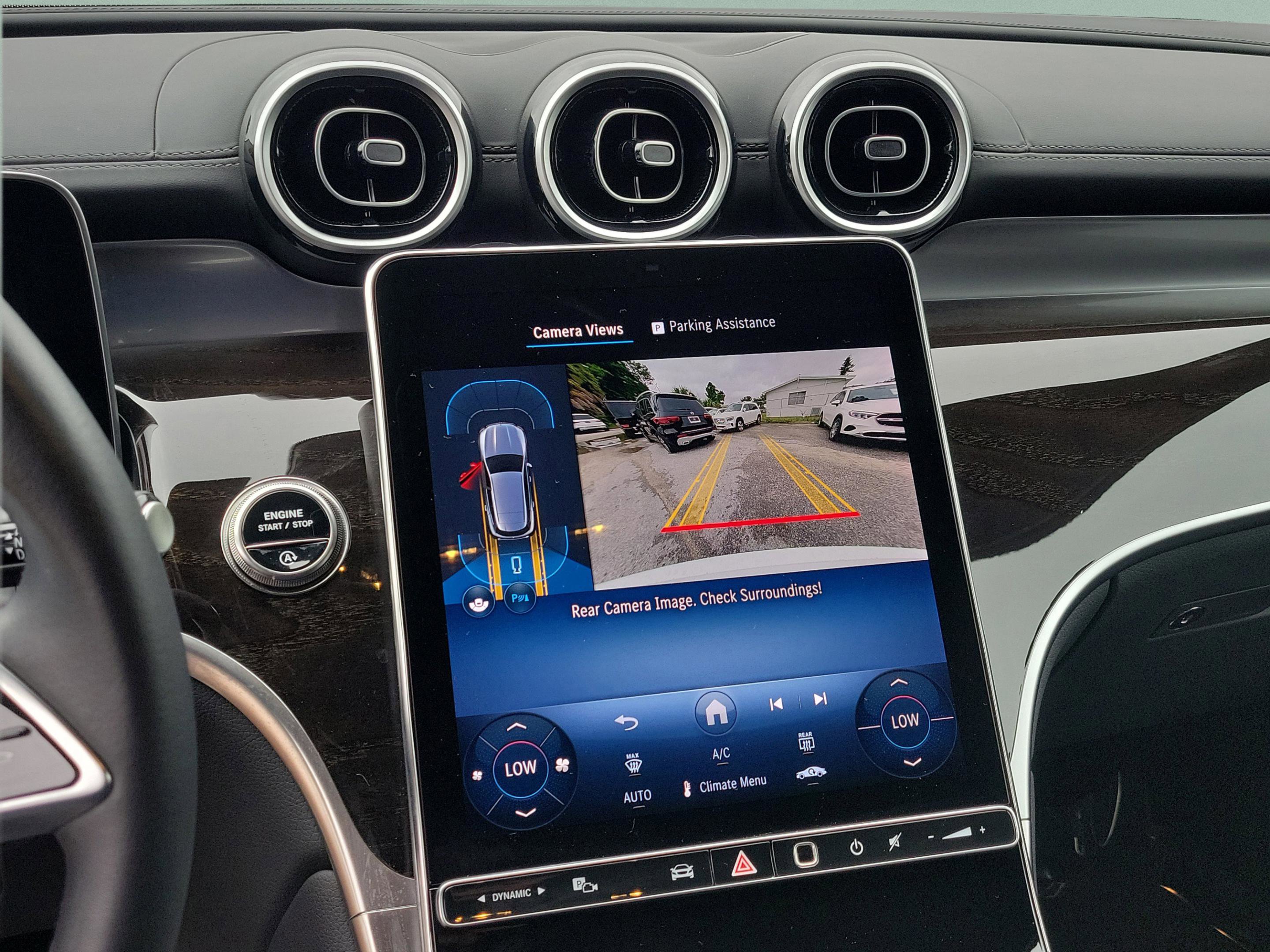 Used 2025 Mercedes-Benz GLC 300 image 31