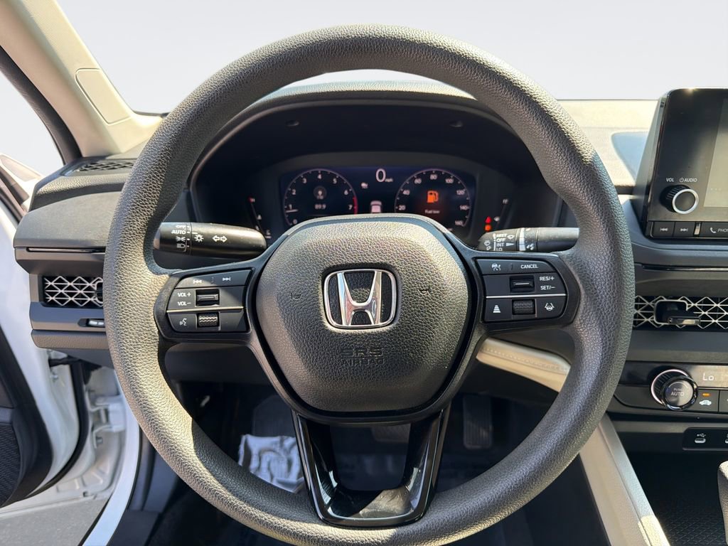 Used 2023 Honda Accord LX image 11