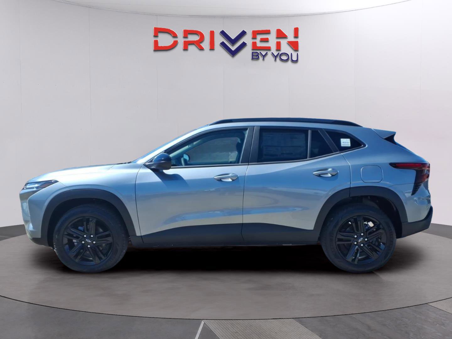 New 2026 Chevrolet Trax ACTIV image 2