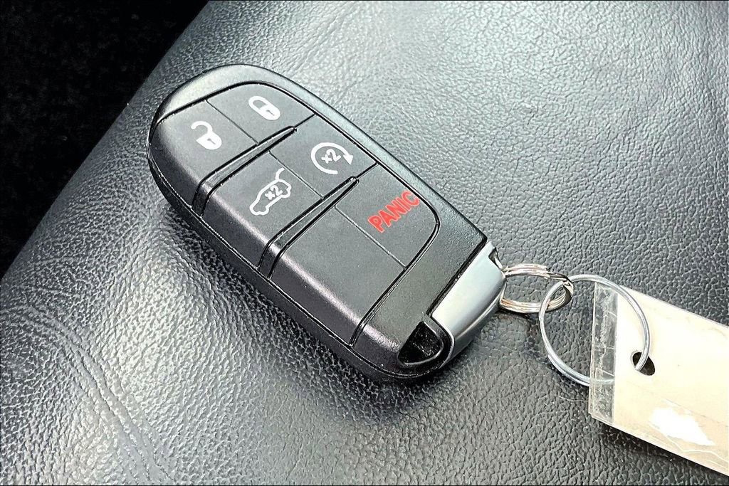 Used 2022 Dodge Durango GT AWD/4WD image 37
