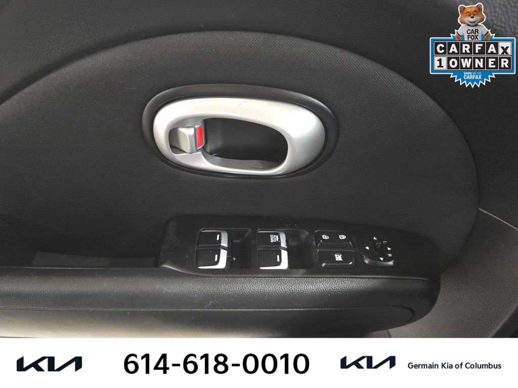 Used 2017 Kia Soul FWD image 25