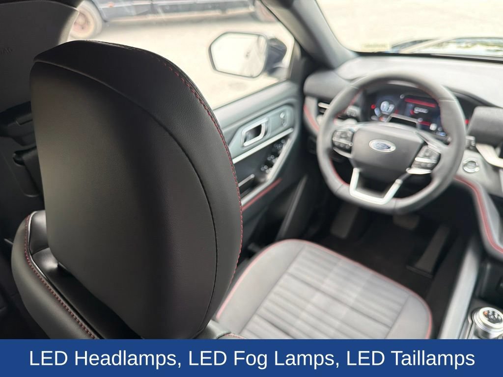 Used 2026 Ford Explorer ST-Line RWD image 17