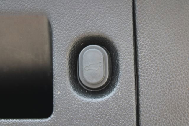 Used 2020 Cadillac Escalade ESV Platinum RWD image 10