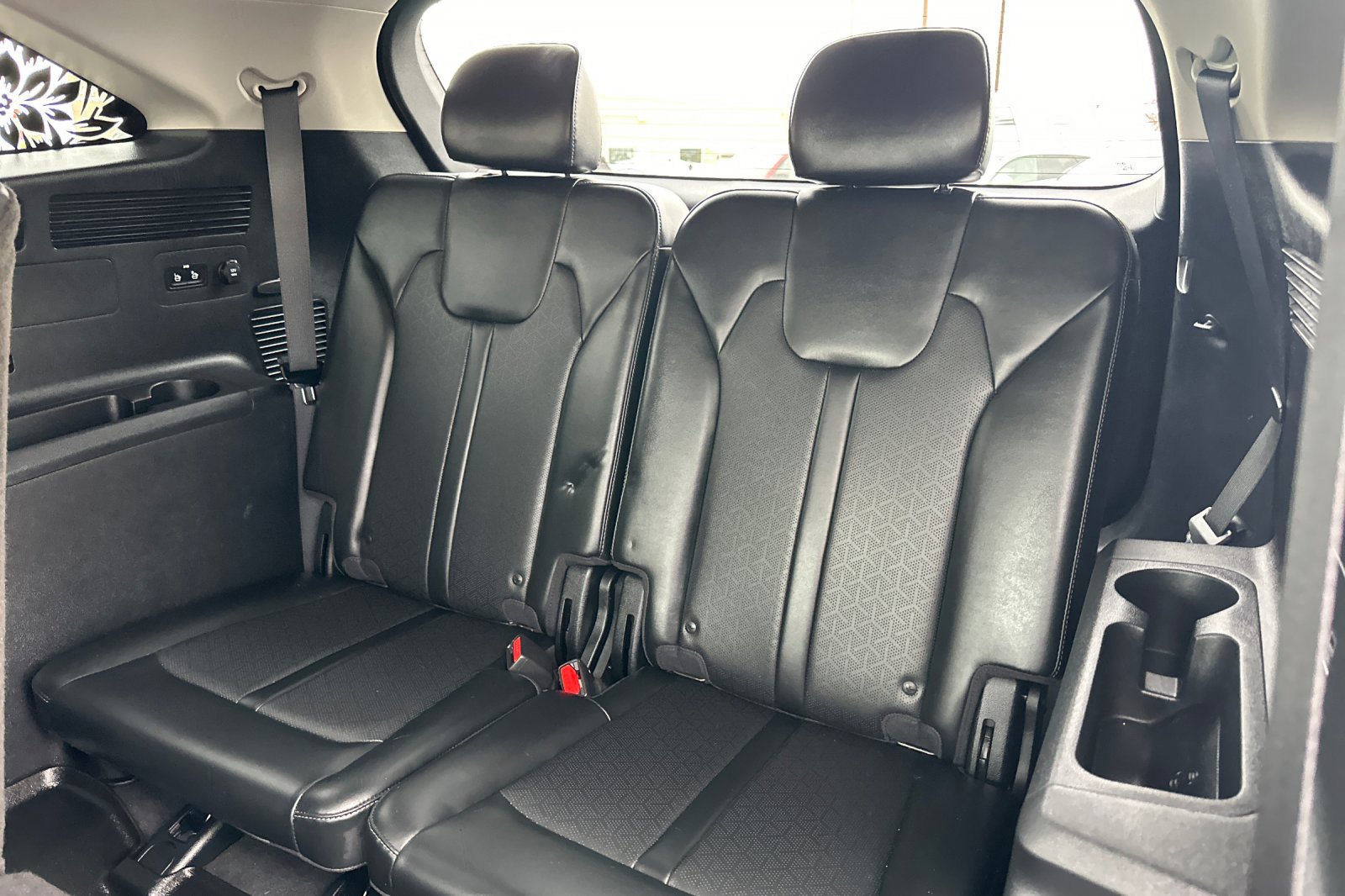 Used 2021 Kia Sorento S w/ Panoramic Sunroof Package image 16