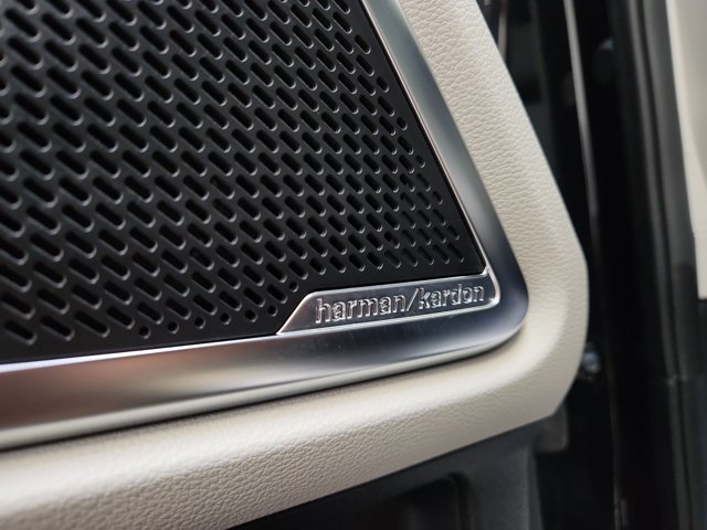 Certified 2022 Kia Telluride SX w/ SX Prestige Package image 28