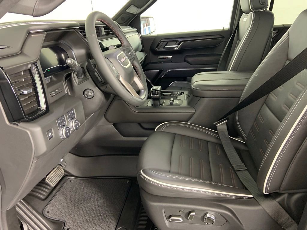 Used 2025 GMC Sierra 1500 AT4X image 26
