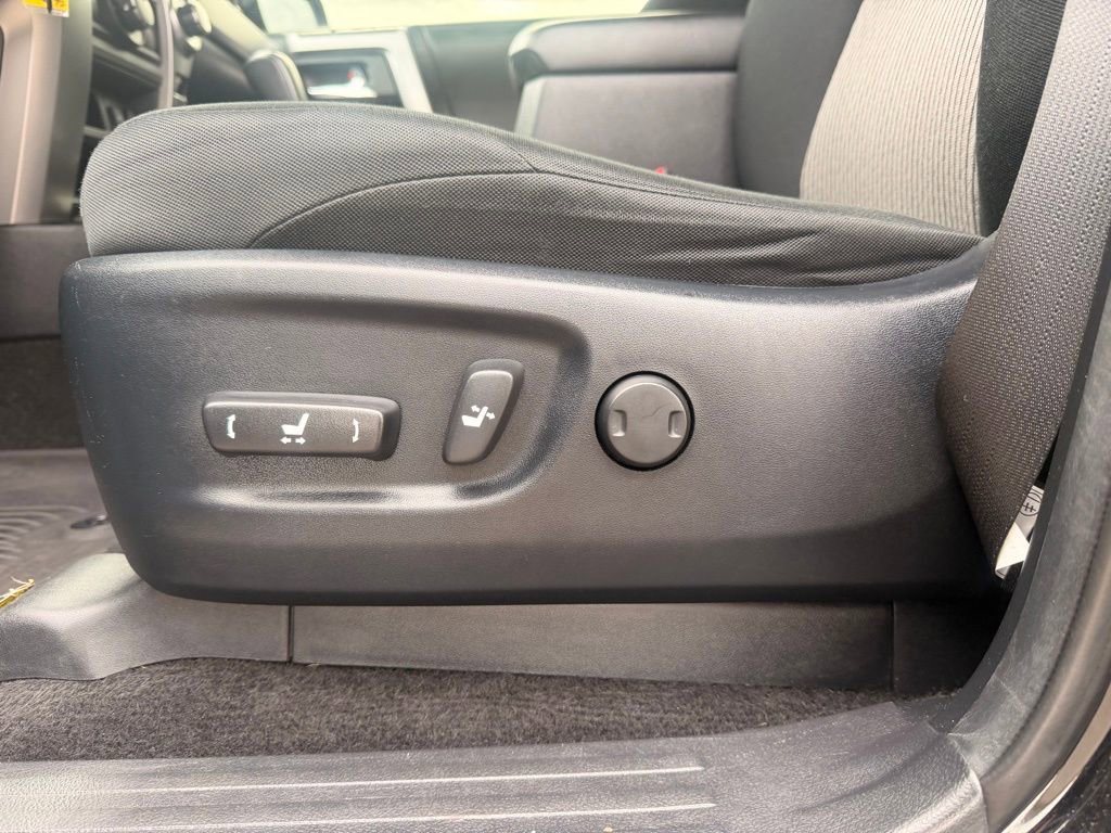 Used 2021 Toyota 4Runner SR5 image 18