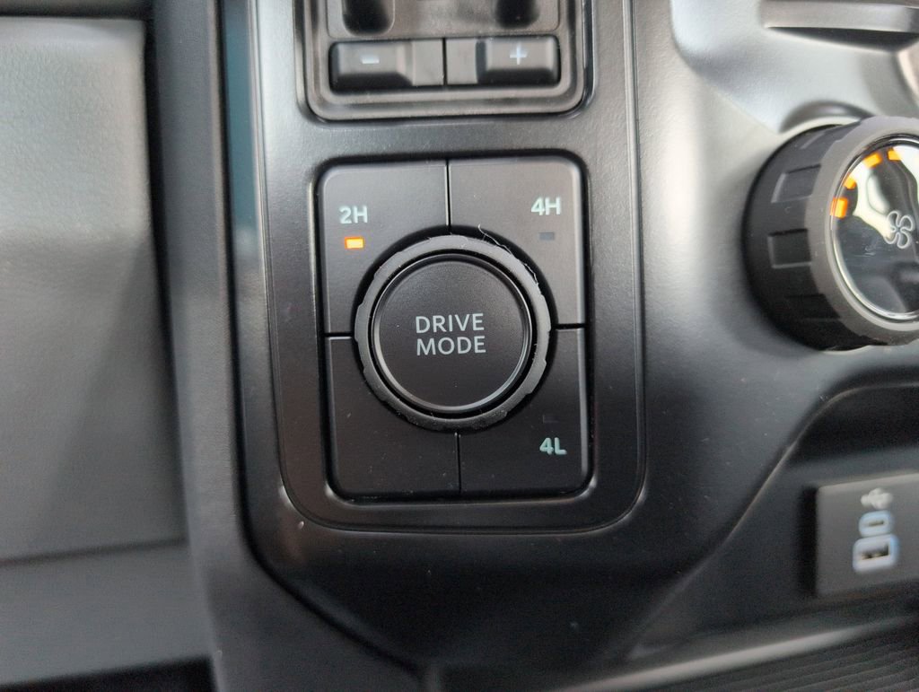 New 2026 Ford F550 4x4 Crew Cab Super Duty image 21
