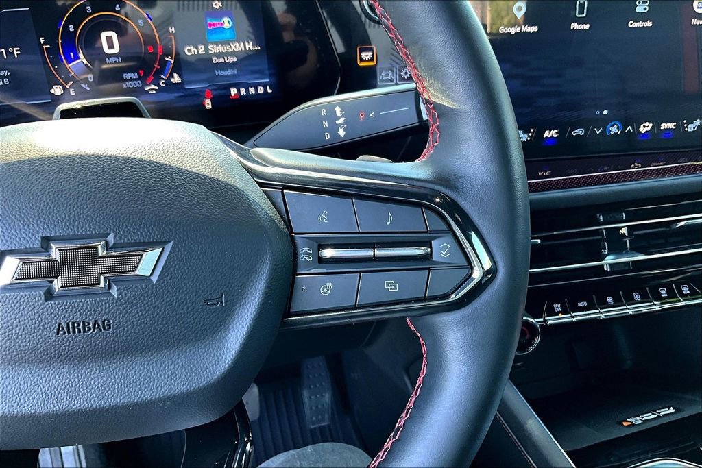 Used 2025 Chevrolet Traverse RS w/ LPO, Floor Liner Package image 8