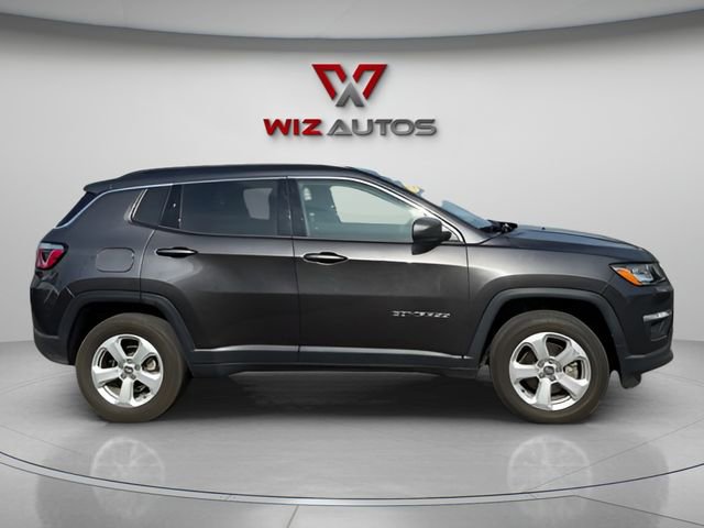 Used 2019 Jeep Compass Latitude w/ Popular Equipment Group image 4