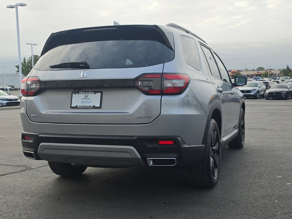 Certified 2025 Honda Pilot Elite image 9