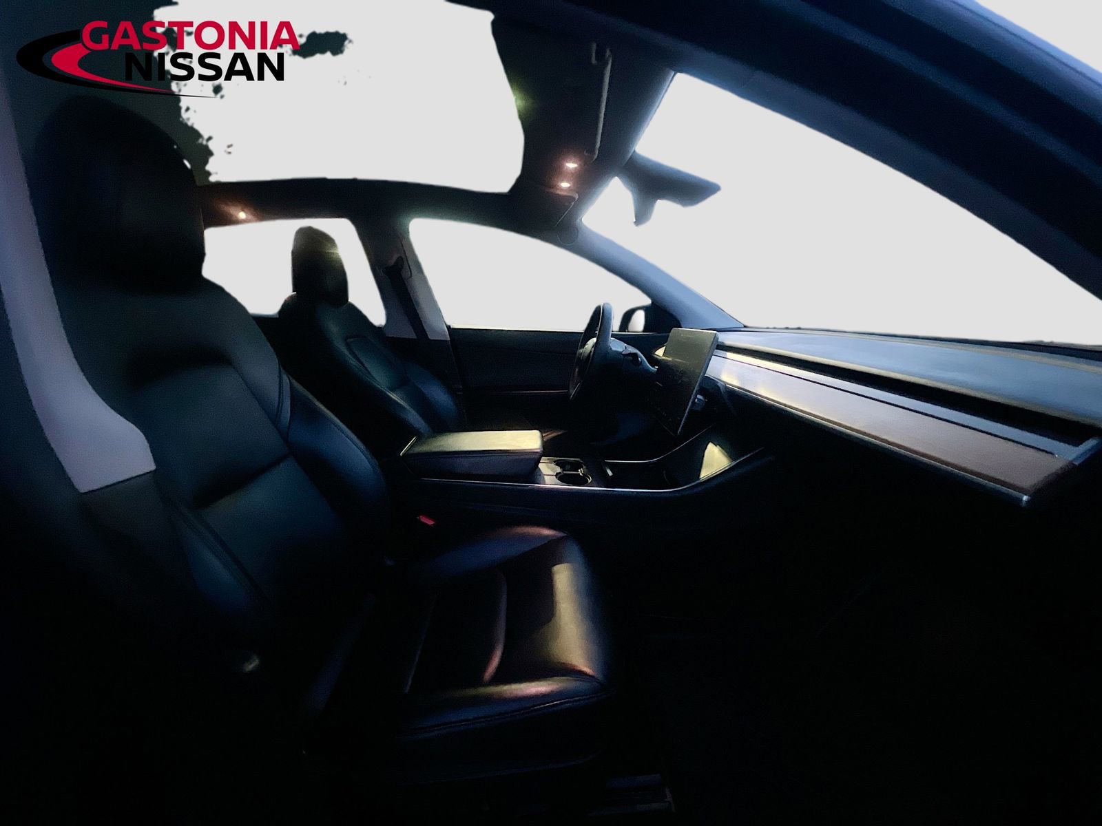 Used 2020 Tesla Model Y Long Range image 37