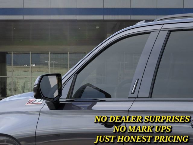 New 2026 Chevrolet Suburban Z71 w/ Comfort Package AWD/4WD image 12