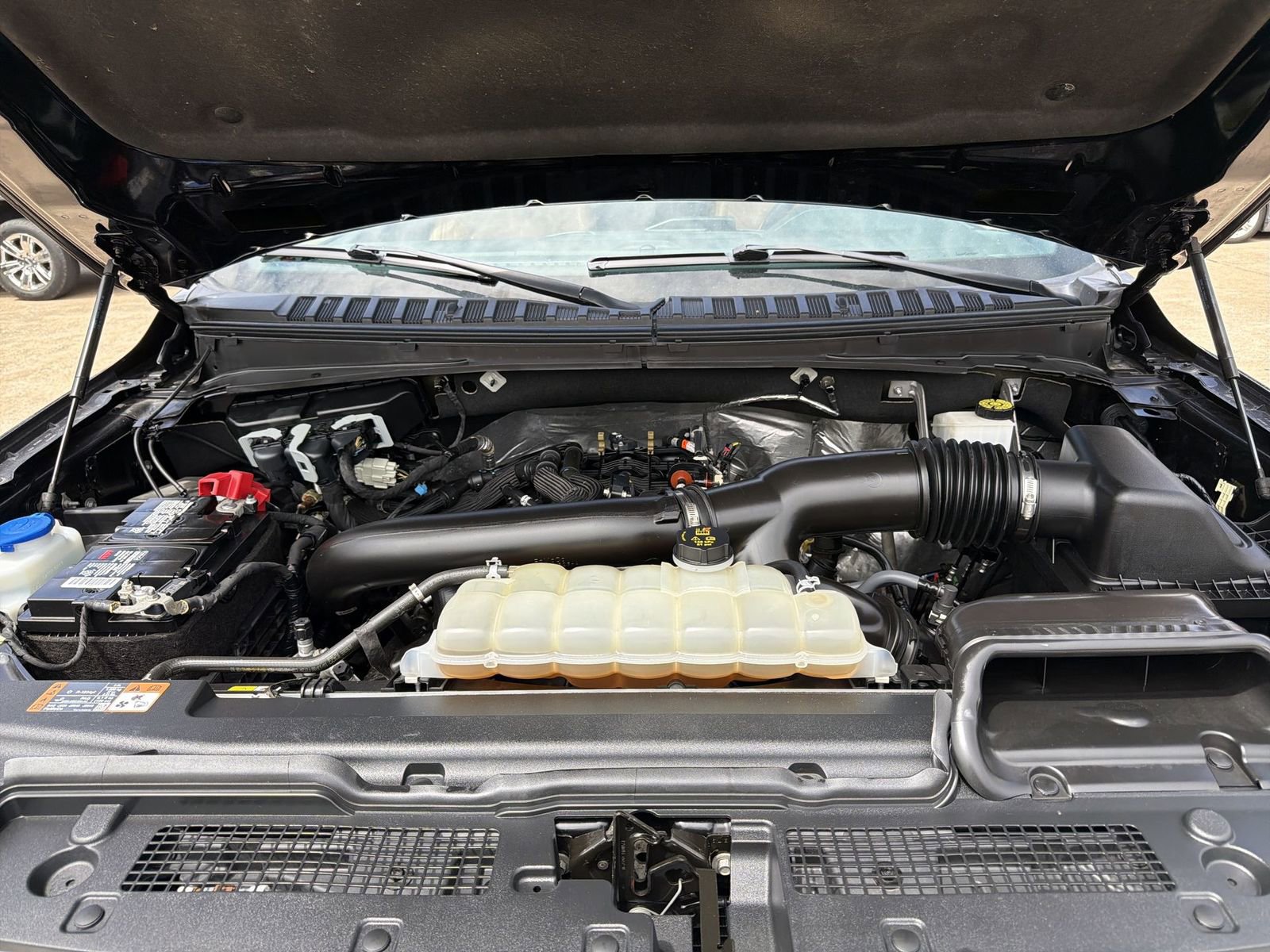 Used 2022 Ford Expedition Max Platinum AWD/4WD image 31