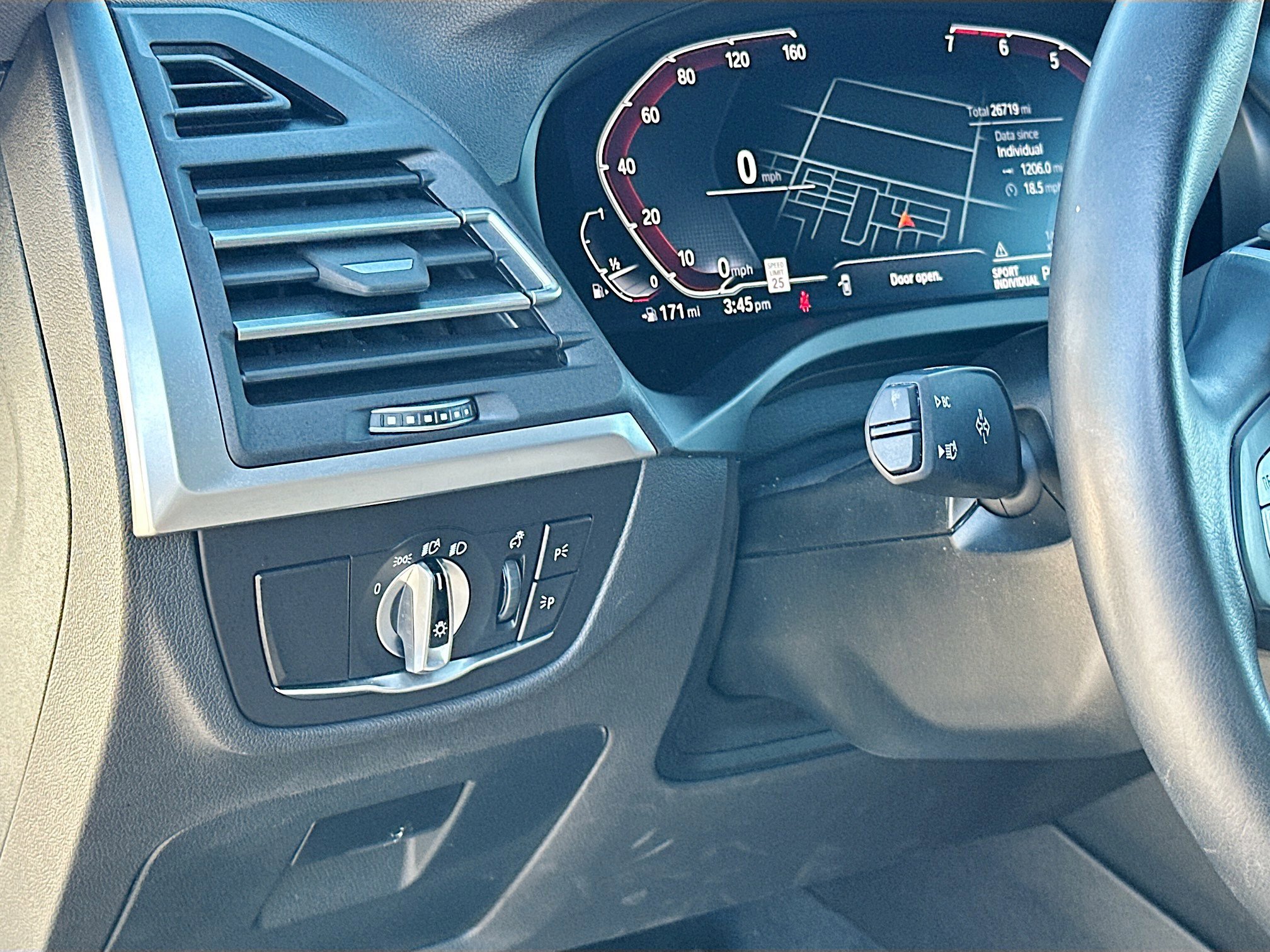 Used 2023 BMW X3 xDrive30i w/ Premium Package image 9