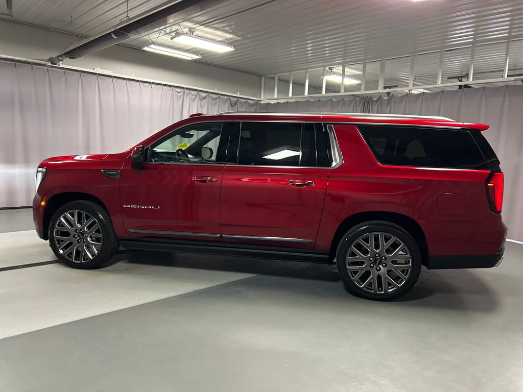 New 2026 GMC Yukon XL Denali Ultimate w/ LPO, Floor Liner Package AWD/4WD image 4