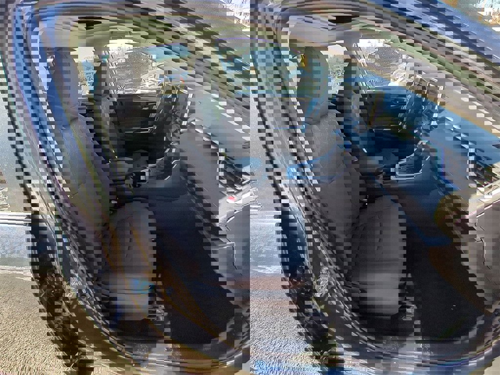 Used 2023 Toyota RAV4 XLE w/ Convenience Package image 24