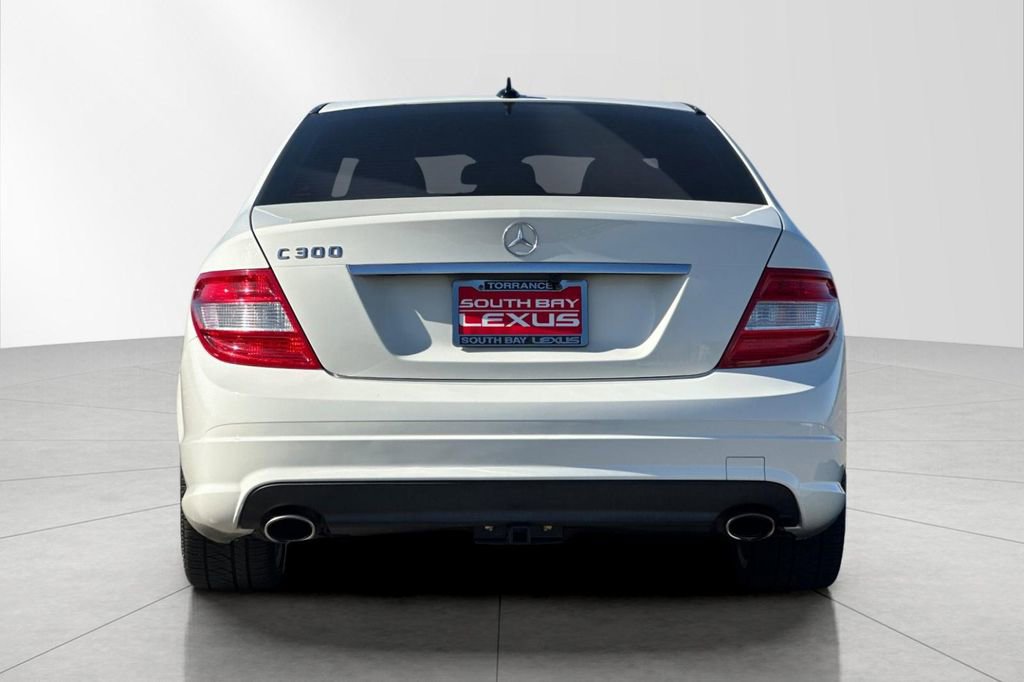 Used 2011 Mercedes-Benz C 300 Sedan image 5