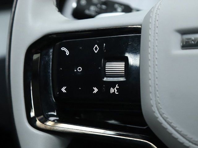 Used 2023 Land Rover Range Rover Sport SE Dynamic image 21