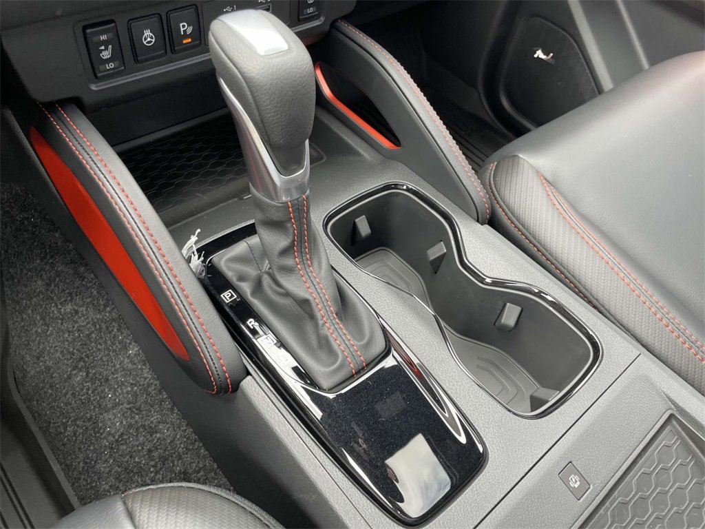 New 2025 Nissan Frontier PRO-4X w/ Pro Premium Package image 16