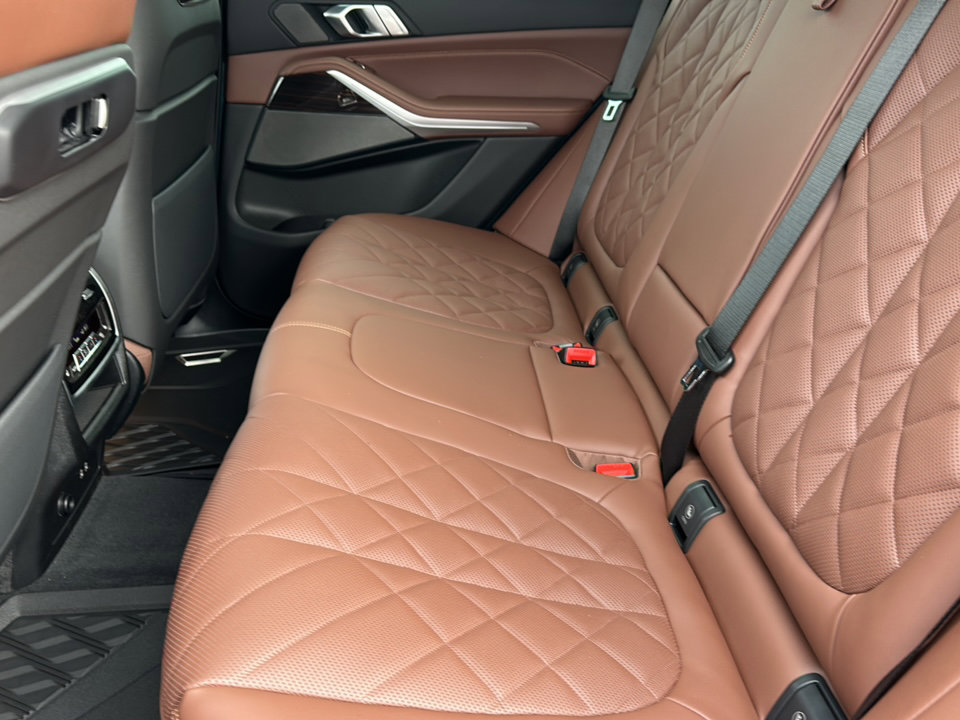 New 2026 BMW X5 xDrive40i w/ Climate Comfort Package image 15