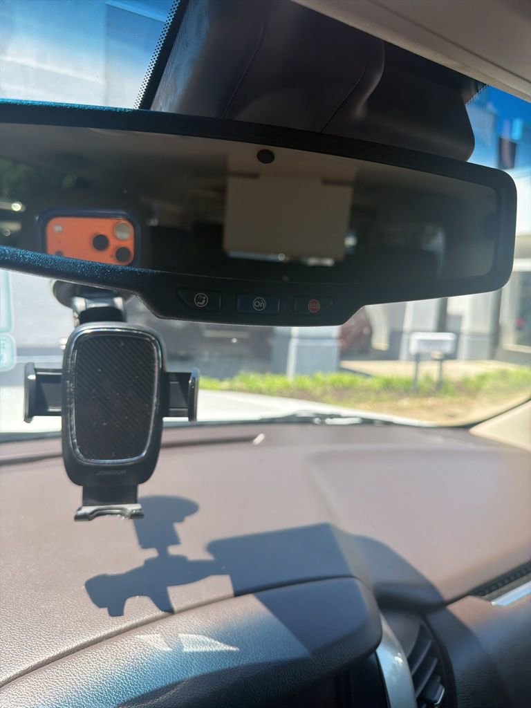 Used 2019 Chevrolet Suburban LT AWD/4WD image 18