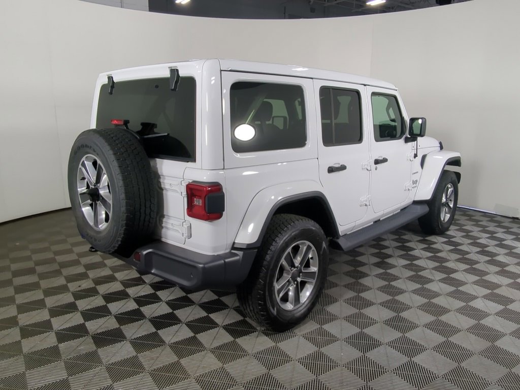 Used 2019 Jeep Wrangler Unlimited Sahara image 4