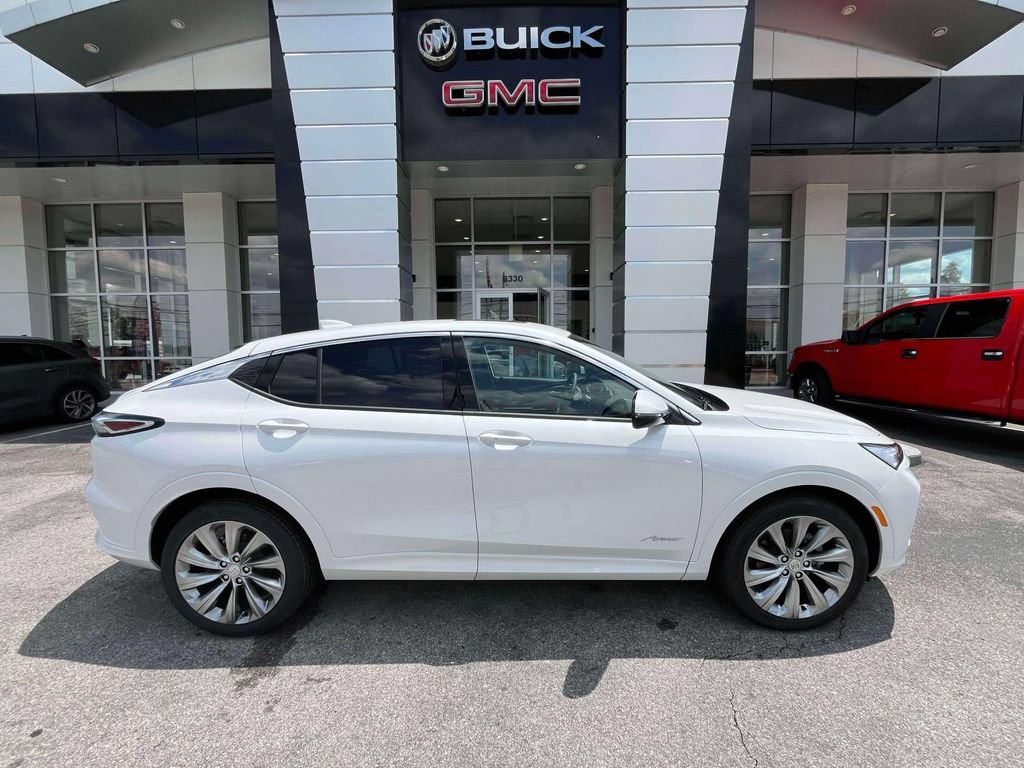 New 2026 Buick Envista Avenir FWD image 2