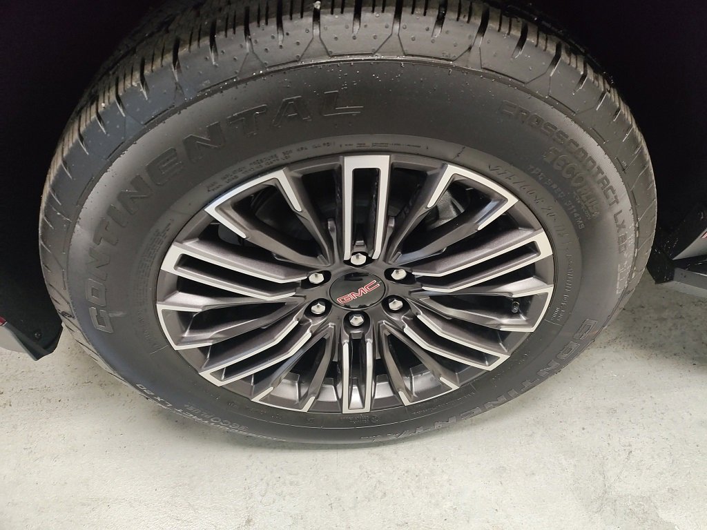 New 2026 GMC Yukon Elevation image 20