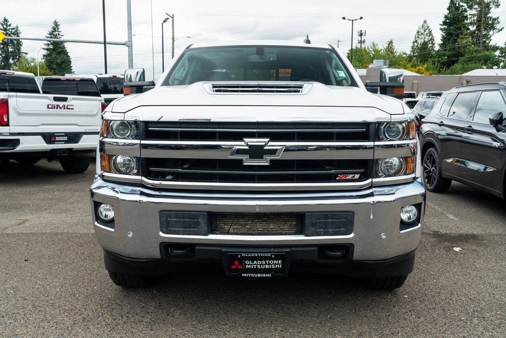 Used 2018 Chevrolet Silverado 2500 LTZ image 2