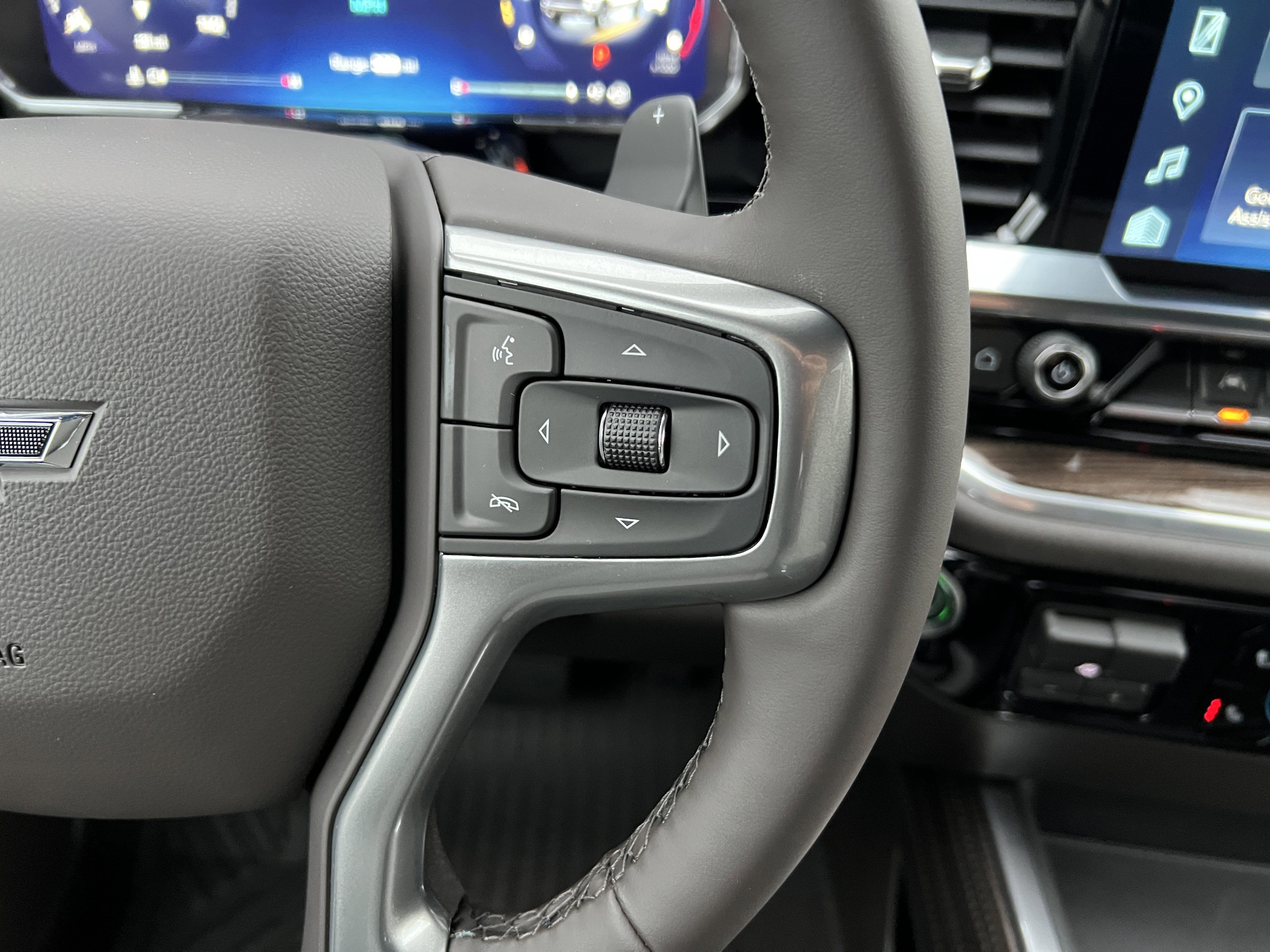 Used 2026 Chevrolet Silverado 1500 LT Trail Boss w/ Safety Package image 29