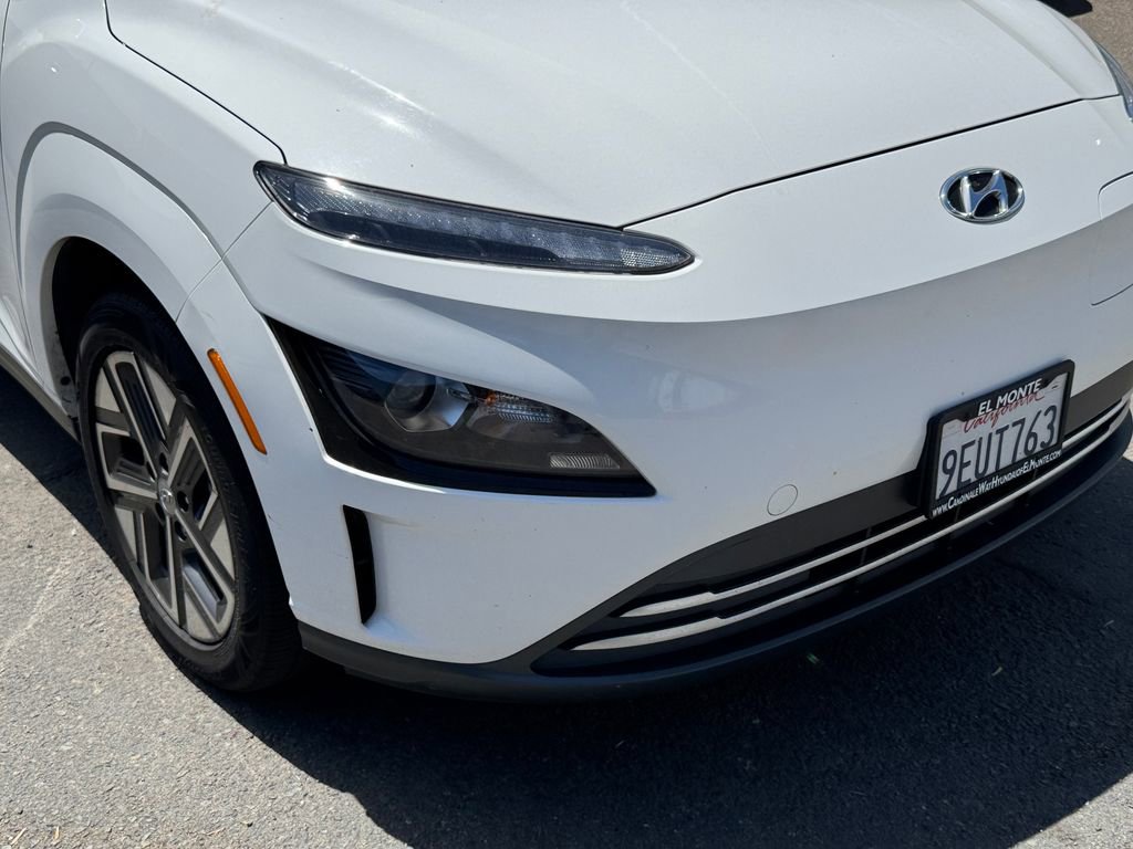 Used 2023 Hyundai Kona SE FWD image 21