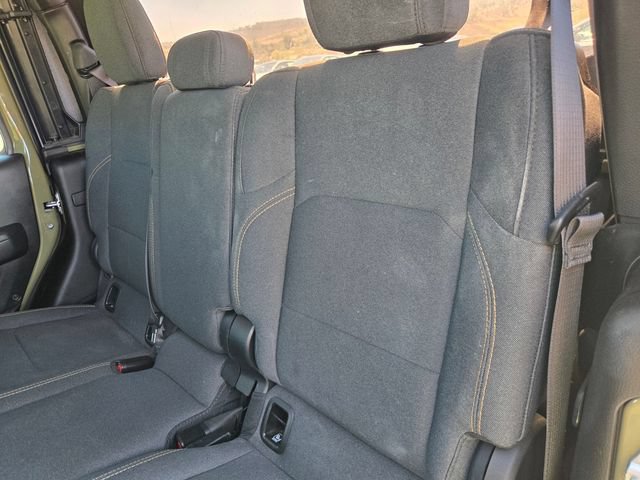 Used 2025 Jeep Gladiator Sport AWD/4WD image 13