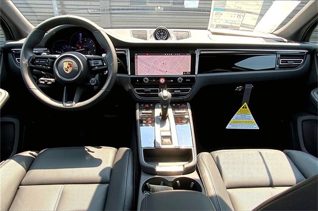 New 2025 Porsche Macan Turbo image 6