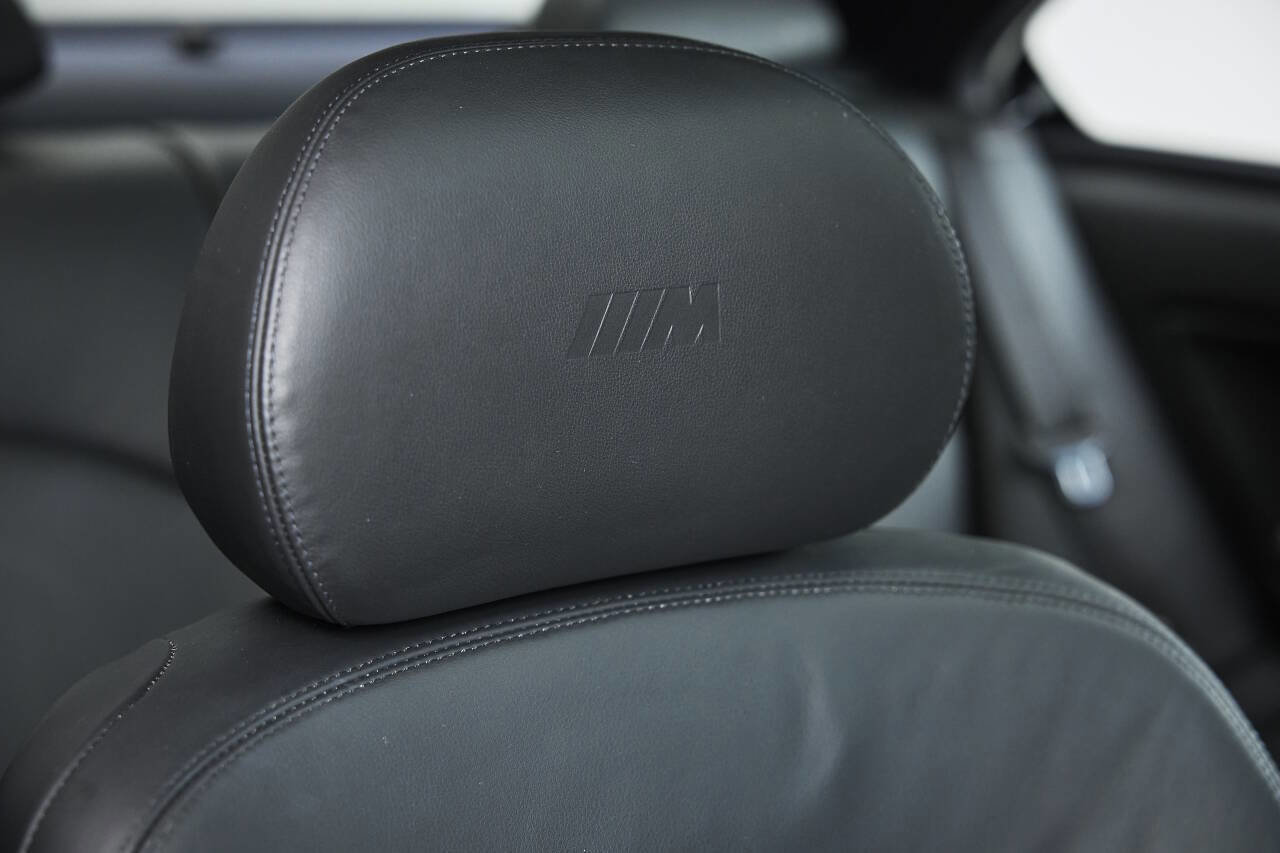 Used 2004 BMW M3 Base 2dr Coupe image 71