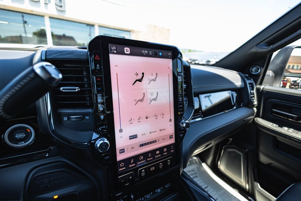 New 2025 RAM 2500 Limited image 15