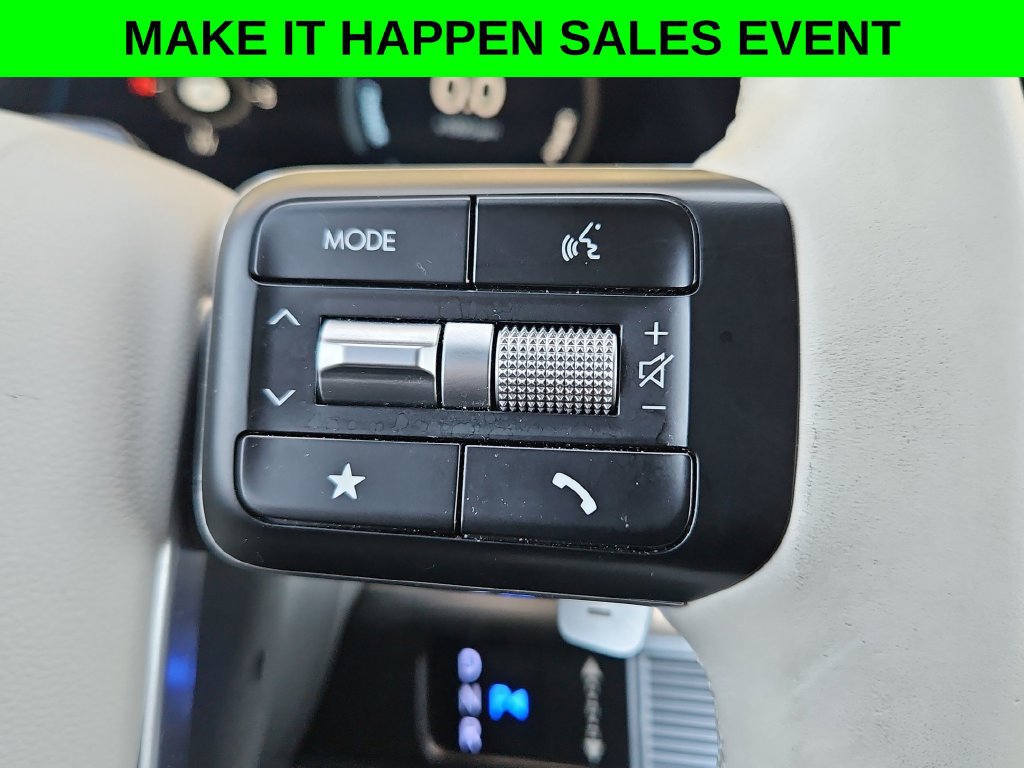Used 2025 Hyundai Santa Fe Limited AWD/4WD image 24