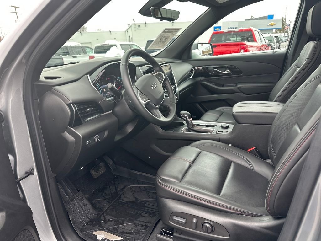 Certified 2023 Chevrolet Traverse RS w/ LPO, Floor Liner Package image 14