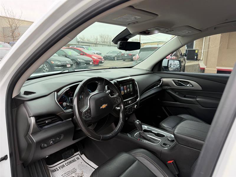 Used 2019 Chevrolet Traverse RS FWD image 10