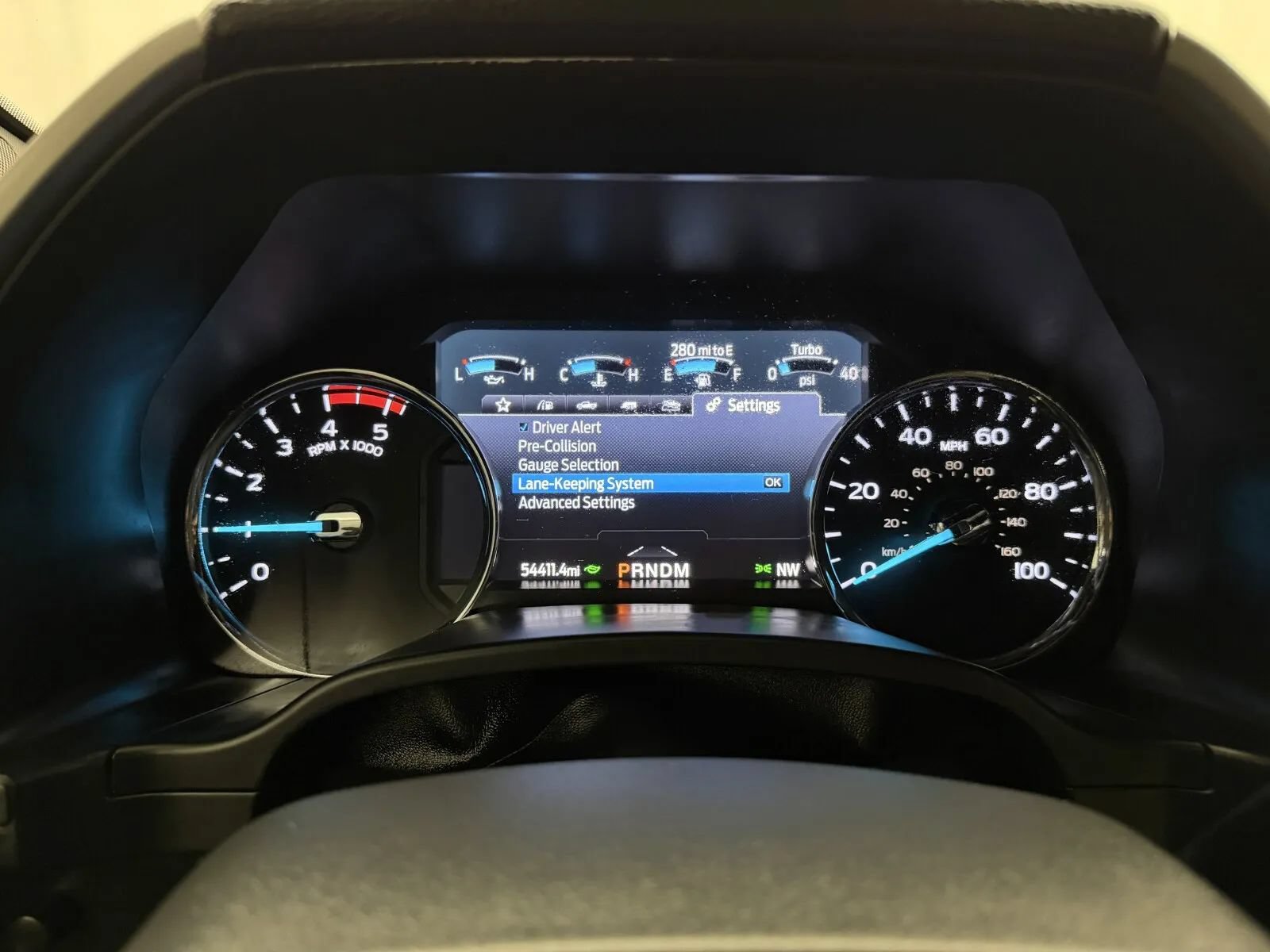 Used 2022 Ford F350 Lariat w/ Lariat Value Package RWD image 13