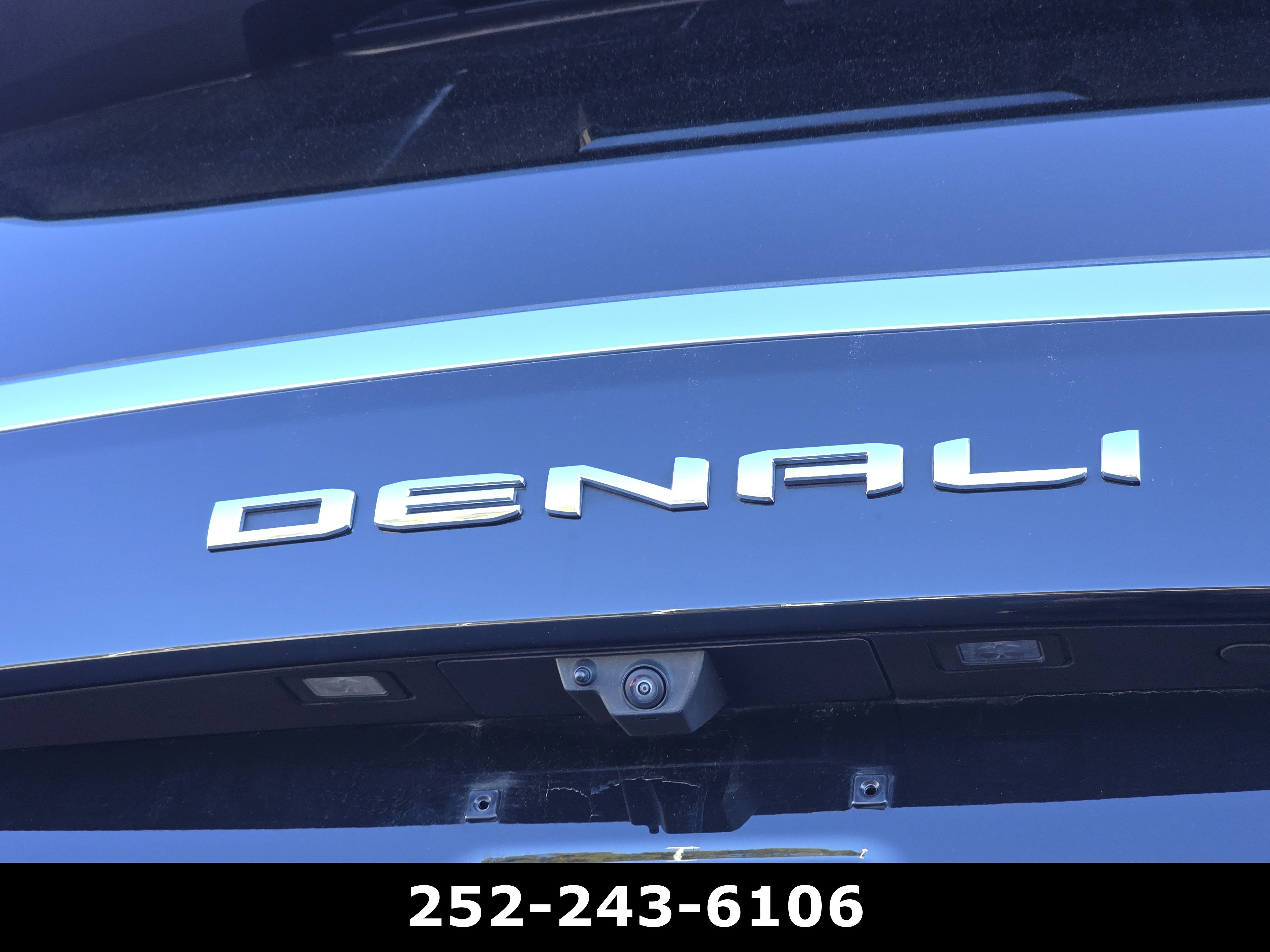 Used 2025 GMC Yukon Denali AWD/4WD image 60
