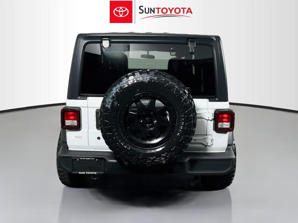 Used 2019 Jeep Wrangler Sport AWD/4WD image 4