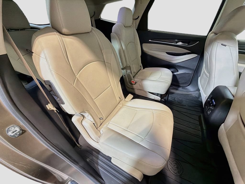 Used 2020 Buick Enclave Essence w/ Sound and Sites Package FWD image 28