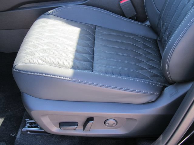 New 2026 Mitsubishi Outlander SEL FWD image 23