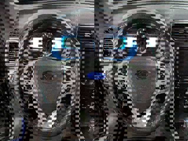 Used 2015 Ford Explorer XLT w/ Equipment Group 202B image 32